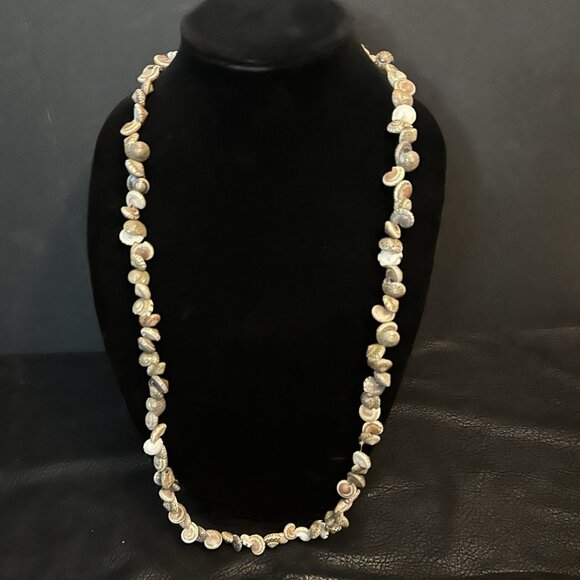 Natural Small Button Swirl Seashell Sea Shell Necklace Gray Pink No Clasp Sz 17" - Picture 1 of 7